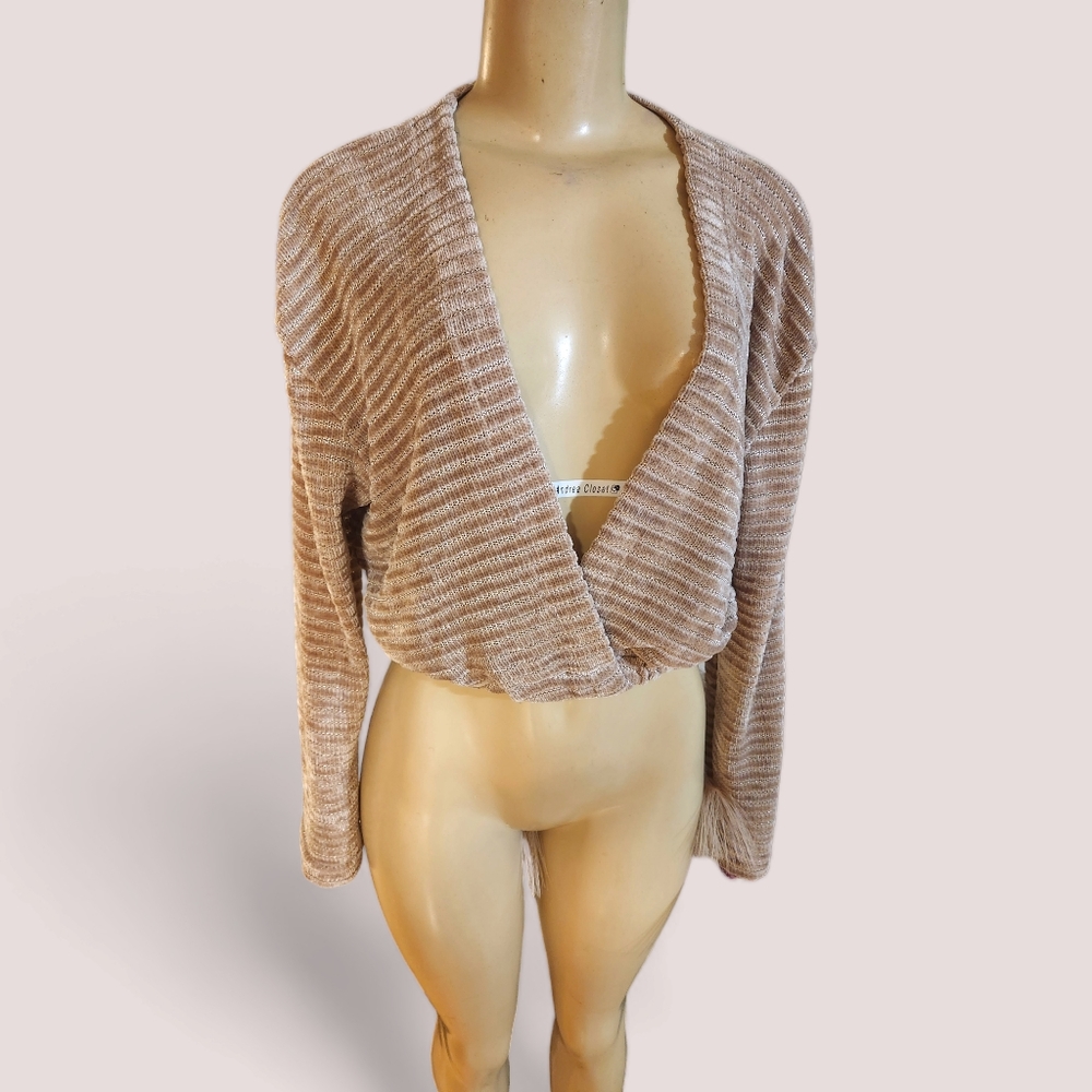 Sweater - Picture 2 of 4